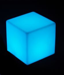 Illuminated 20" Cubed Table Stool